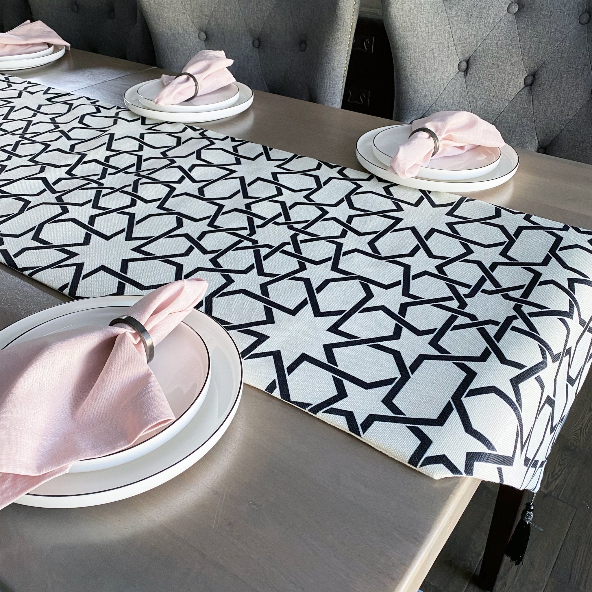 Table Runners | Tea + Linen