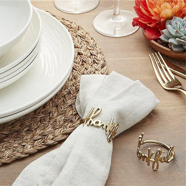 Dropship 24pcs Elegant Pearls Napkin Rings Metal Napkin Holders U-Shaped  Napkin Buckle Wedding Gifts Party Christmas Festival Table Decor to Sell  Online at a Lower Price | Doba